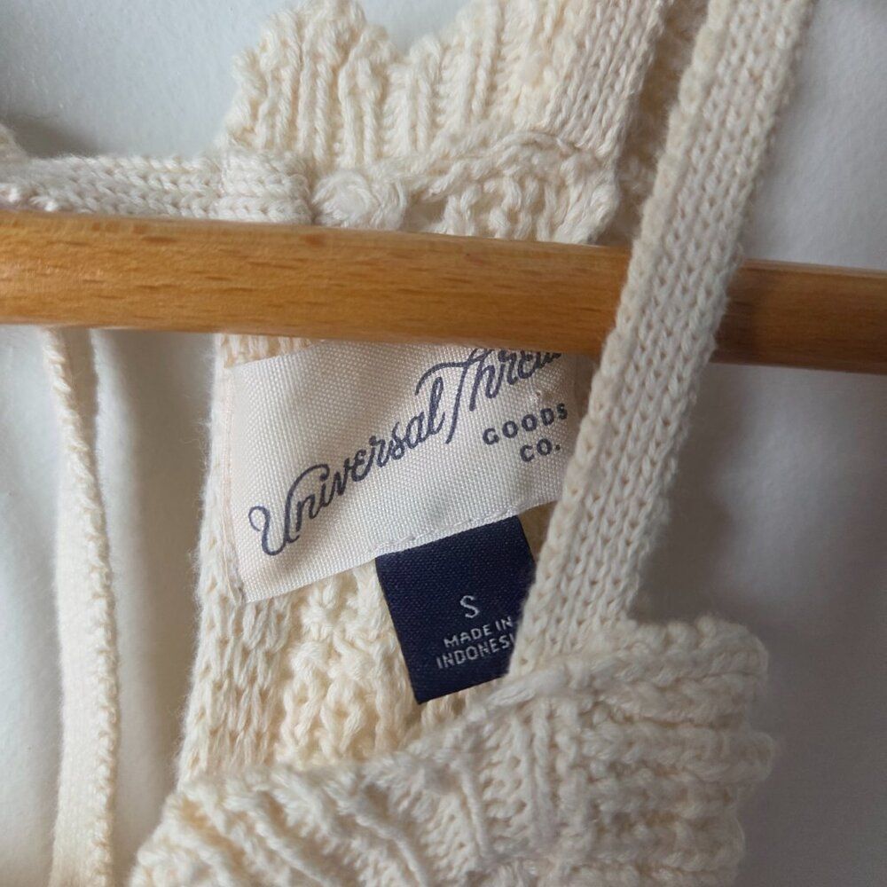 NEVER WORN UNIVERSAL THREAD CREAM HALTER NECK CRO… - image 12